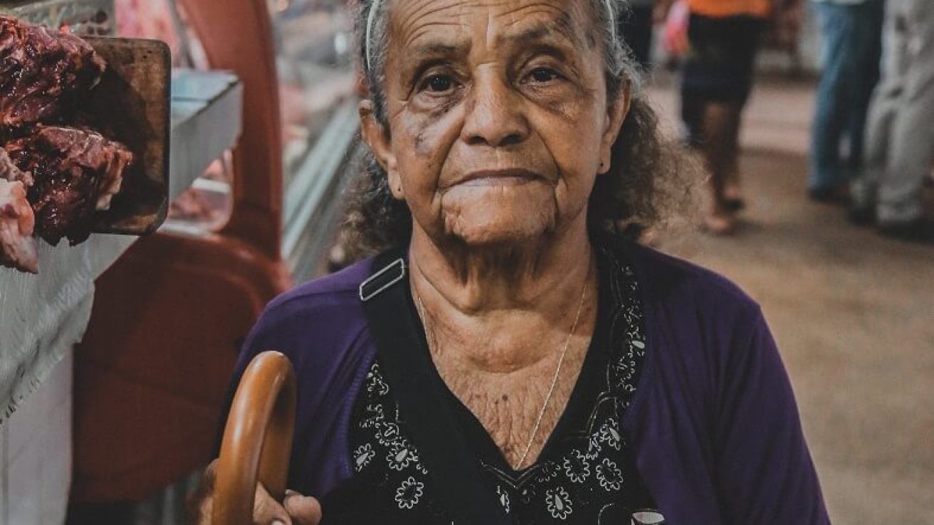 Latina-Elderwoman-scaled-5534